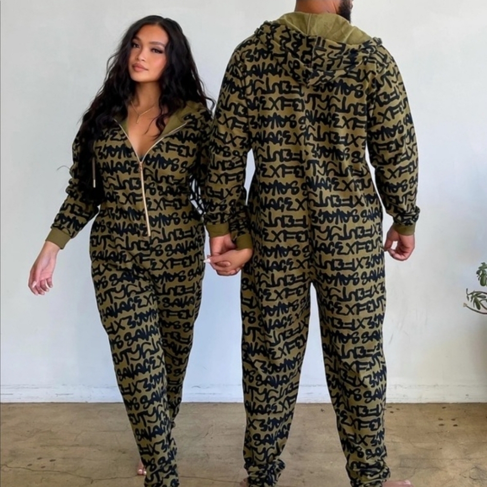 New Savage X Fenty onesie 18/20 Nwot UNISEX Mens & Womens